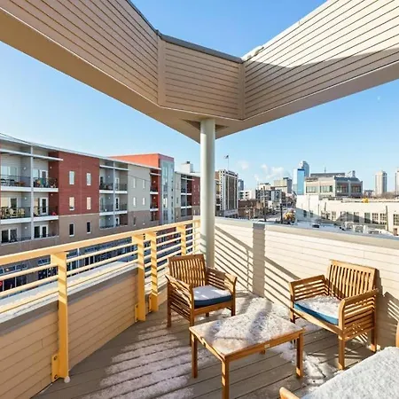 Upscale 3Br Penthouse By Cozysuites Indianapolis Exterior foto