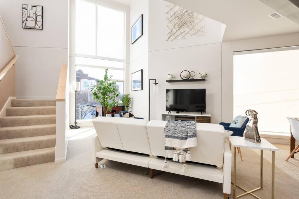 Upscale 3br Penthouse By Cozysuites *